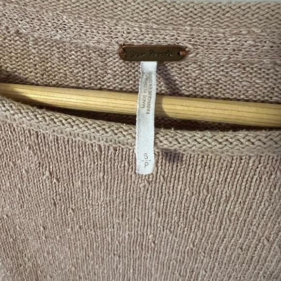 Free People Prism Distressed Sweater Size Small Peach - Picture 4 of 9